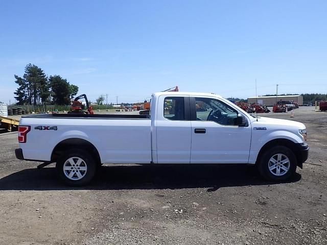Image of Ford F-150 equipment image 2