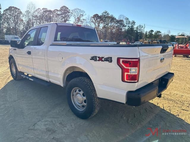 Image of Ford F-150 equipment image 2