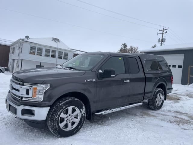 Image of Ford F-150 equipment image 2