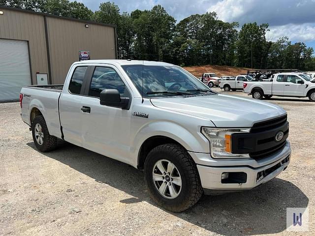 Image of Ford F-150 equipment image 2