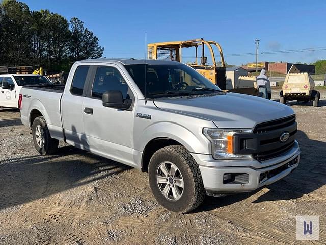 Image of Ford F-150 equipment image 2