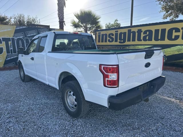 Image of Ford F-150 equipment image 1