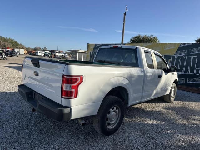 Image of Ford F-150 equipment image 2