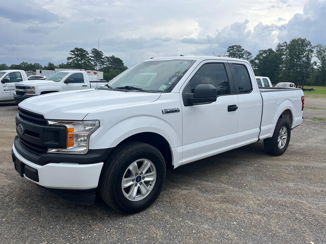 Image of Ford F-150 Primary image