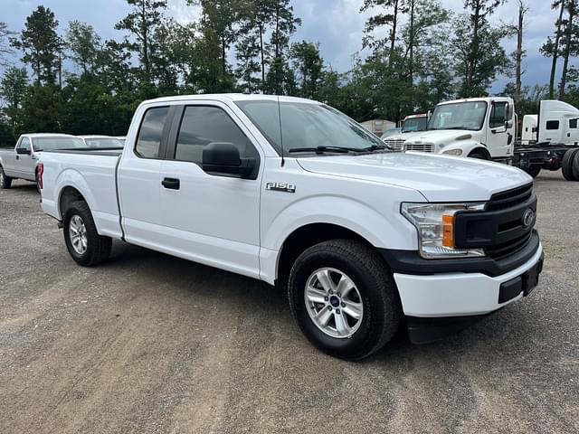 Image of Ford F-150 equipment image 1