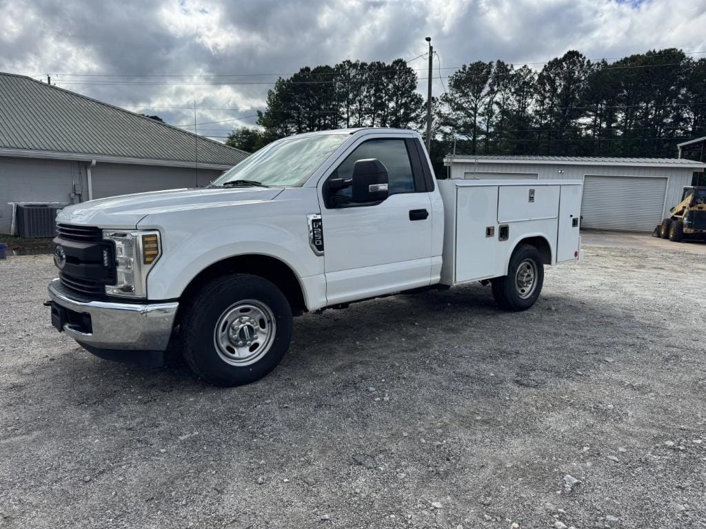 2018 Ford F-250 Equipment Image0