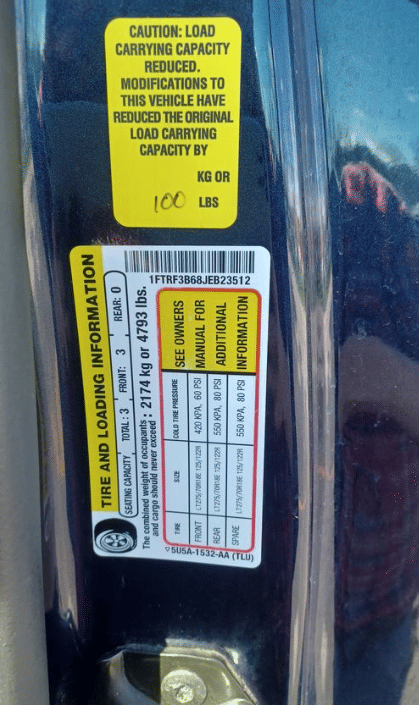 Image of Ford F-350 equipment image 3