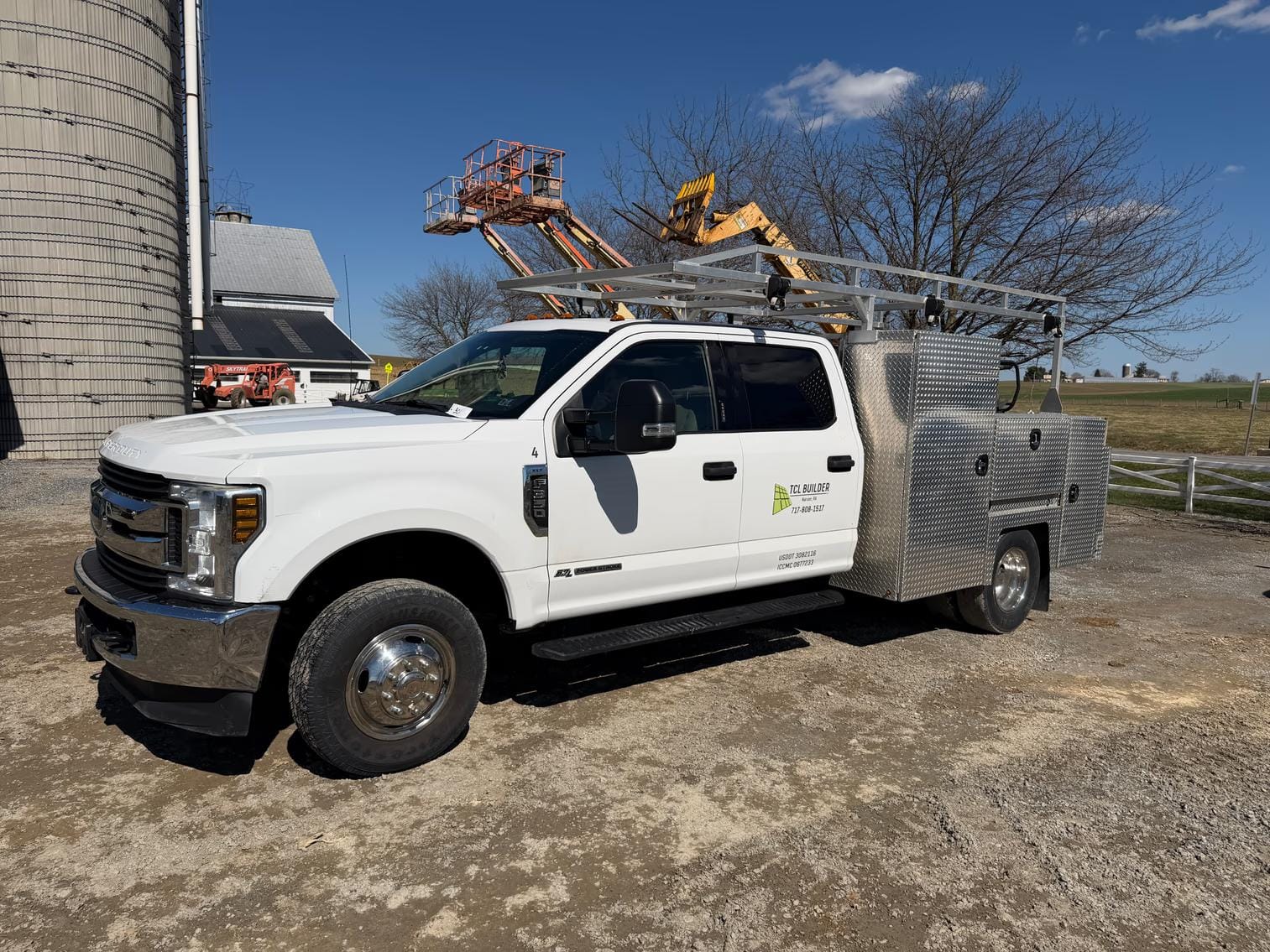 2018 Ford F-350 Equipment Image0