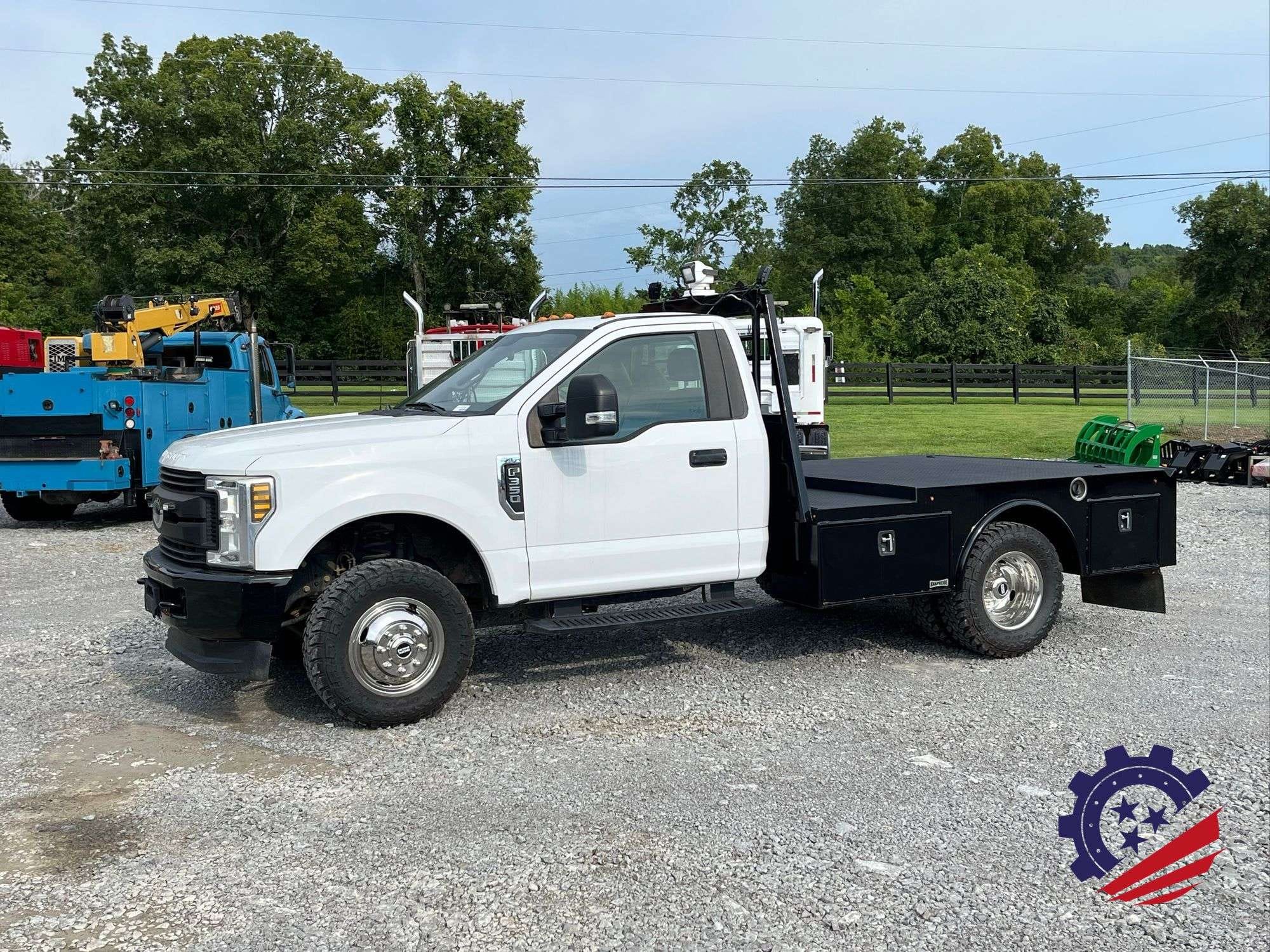 2018 Ford F-350 Equipment Image0