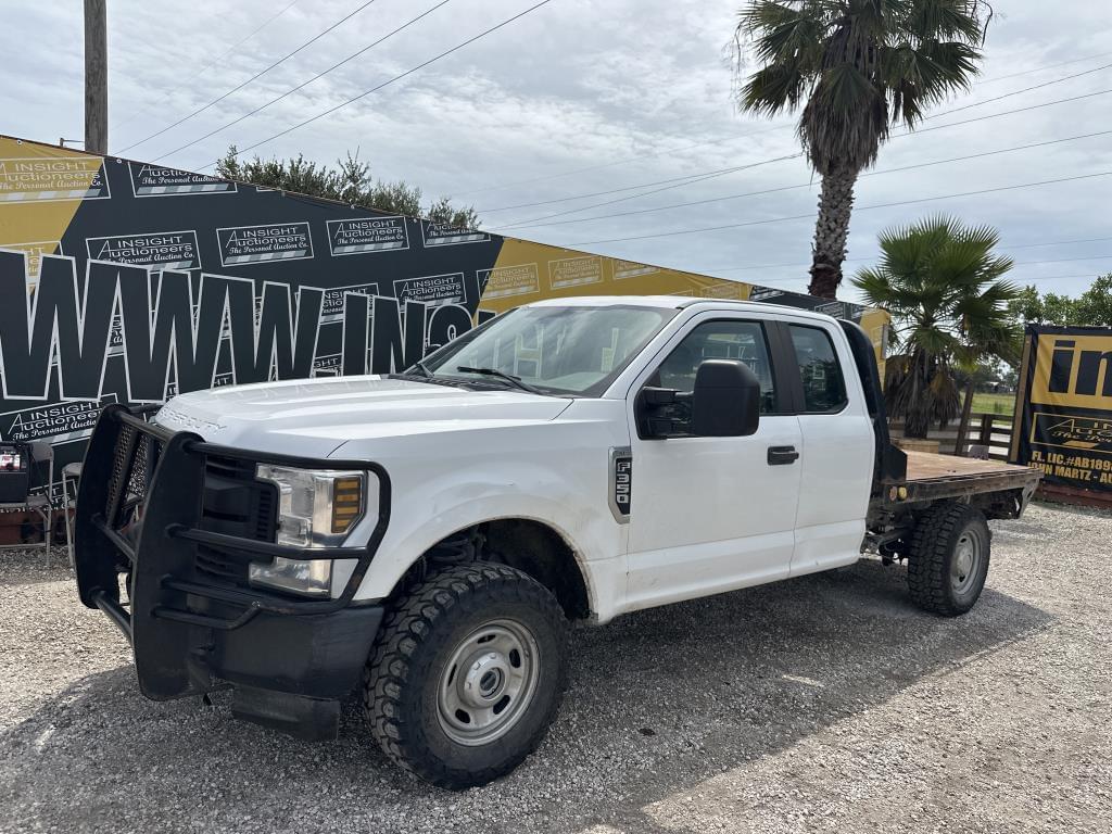 Image of Ford F-350 Primary image