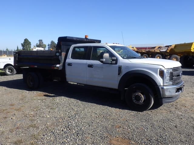 Image of Ford F-550 equipment image 1