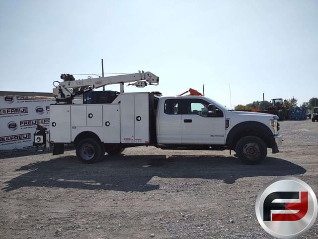 Image of Ford F-550 equipment image 3