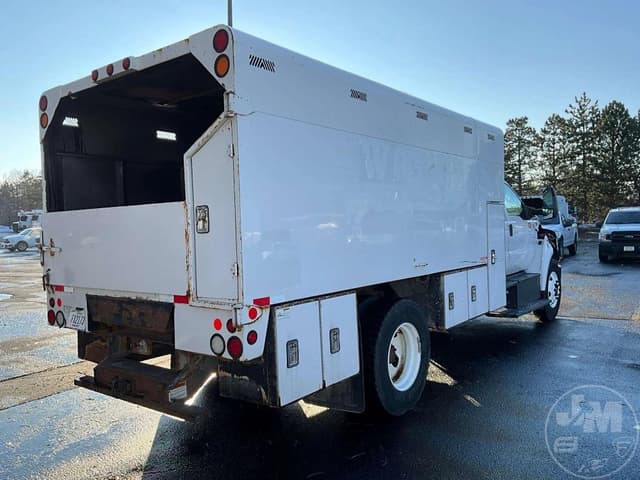 Image of Ford F-650 equipment image 4