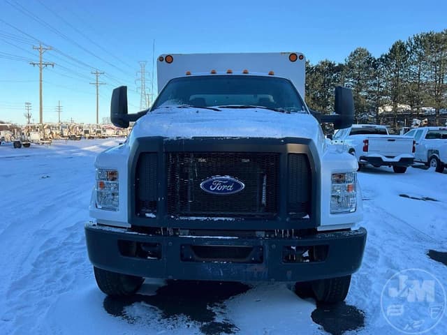 Image of Ford F-650 equipment image 1