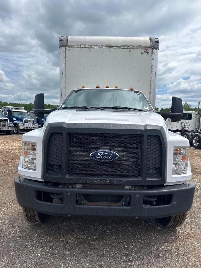 Image of Ford F-650 equipment image 1