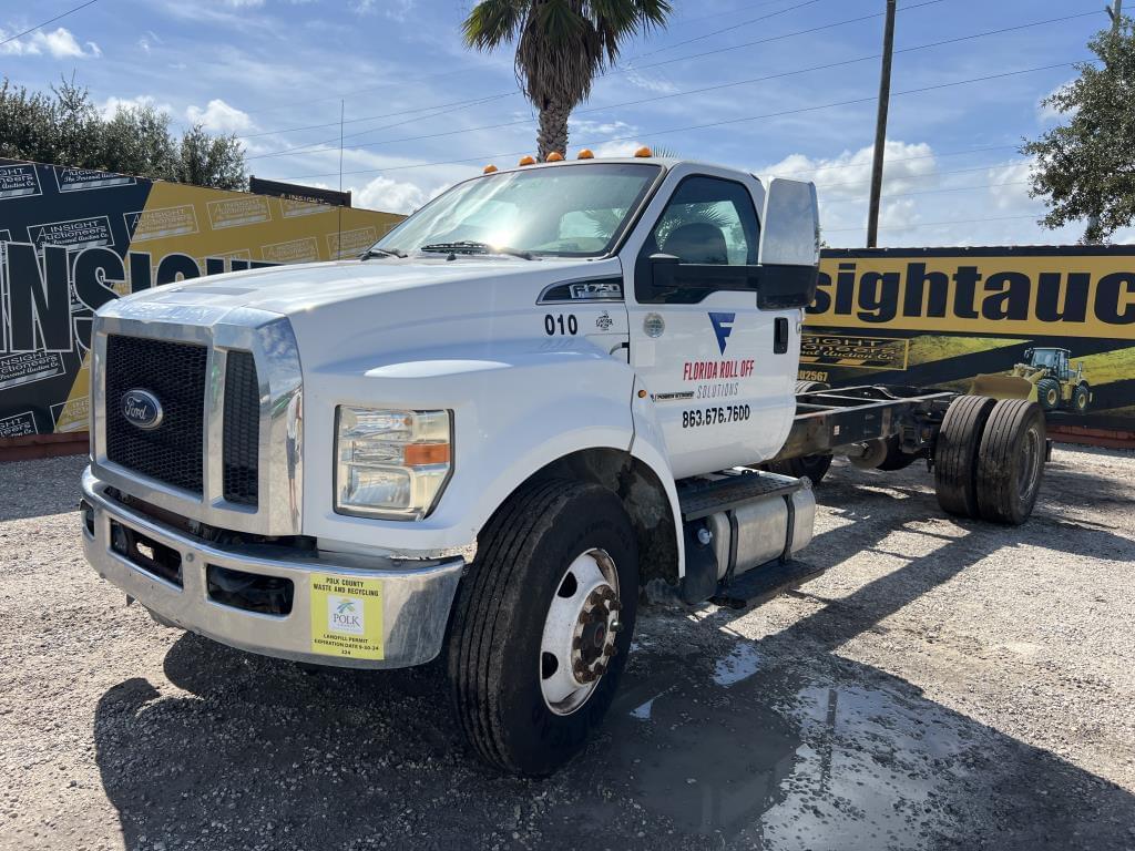 Image of Ford F-750 Primary image