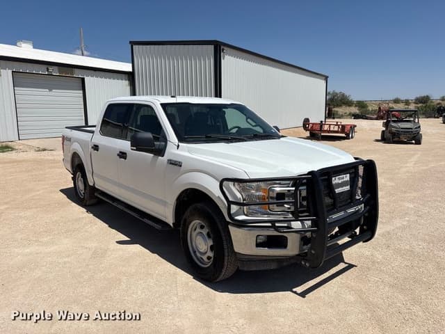 Image of Ford F-150 equipment image 2