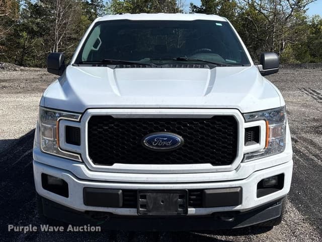 Image of Ford F-150 equipment image 1