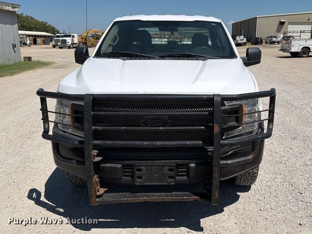 Image of Ford F-150 equipment image 1