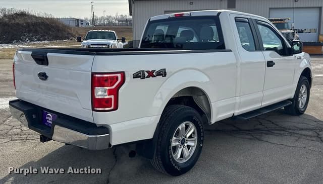 Image of Ford F-150 equipment image 4