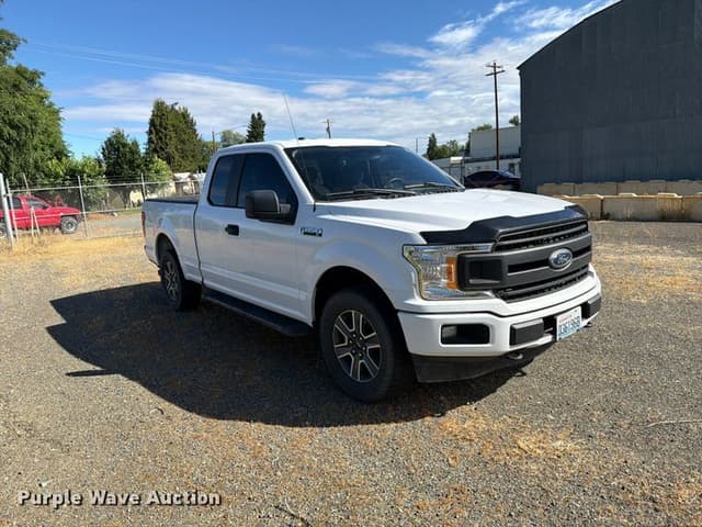 Image of Ford F-150 equipment image 2