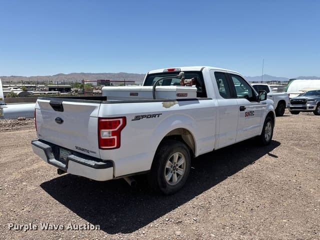 Image of Ford F-150 equipment image 4