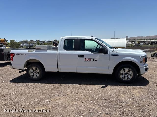 Image of Ford F-150 equipment image 3
