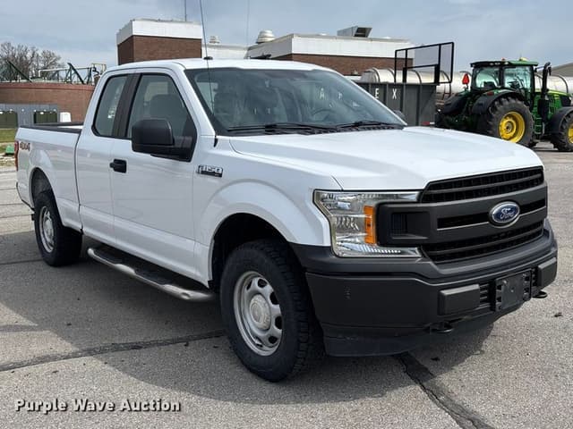 Image of Ford F-150 equipment image 2