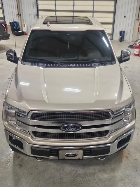 Image of Ford F-150 equipment image 2