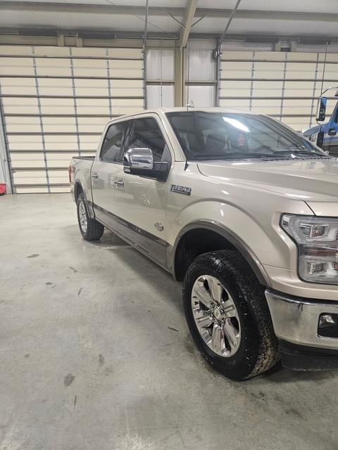 Image of Ford F-150 equipment image 1