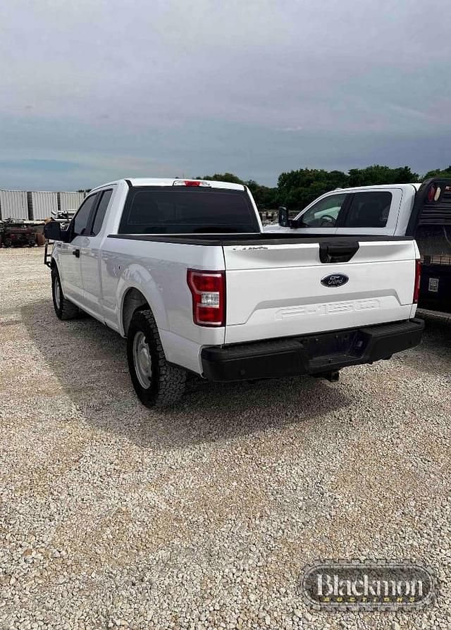 Image of Ford F-150 equipment image 1