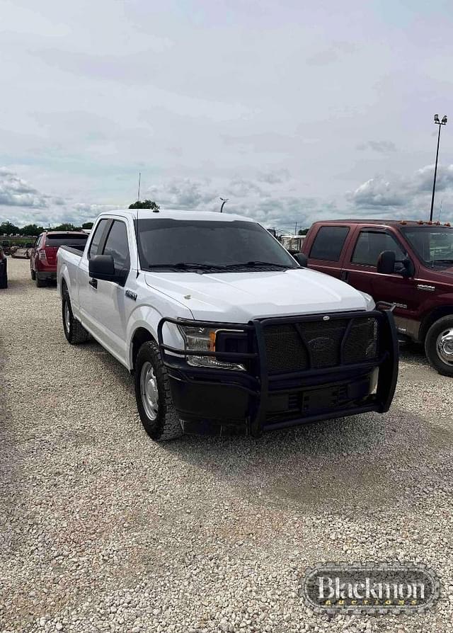 Image of Ford F-150 equipment image 3