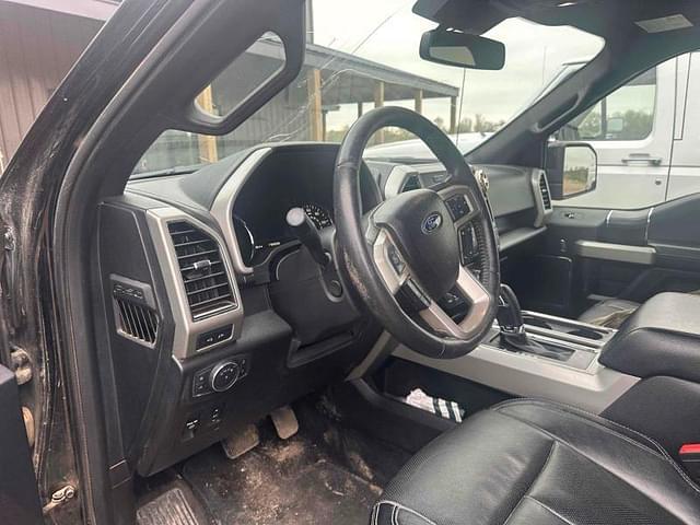 Image of Ford F-150 equipment image 4