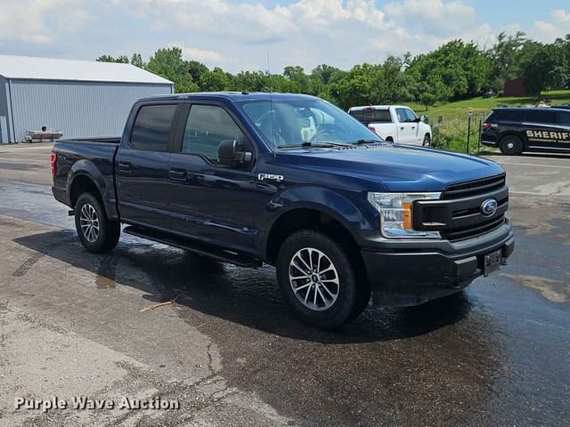 Image of Ford F-150 equipment image 2