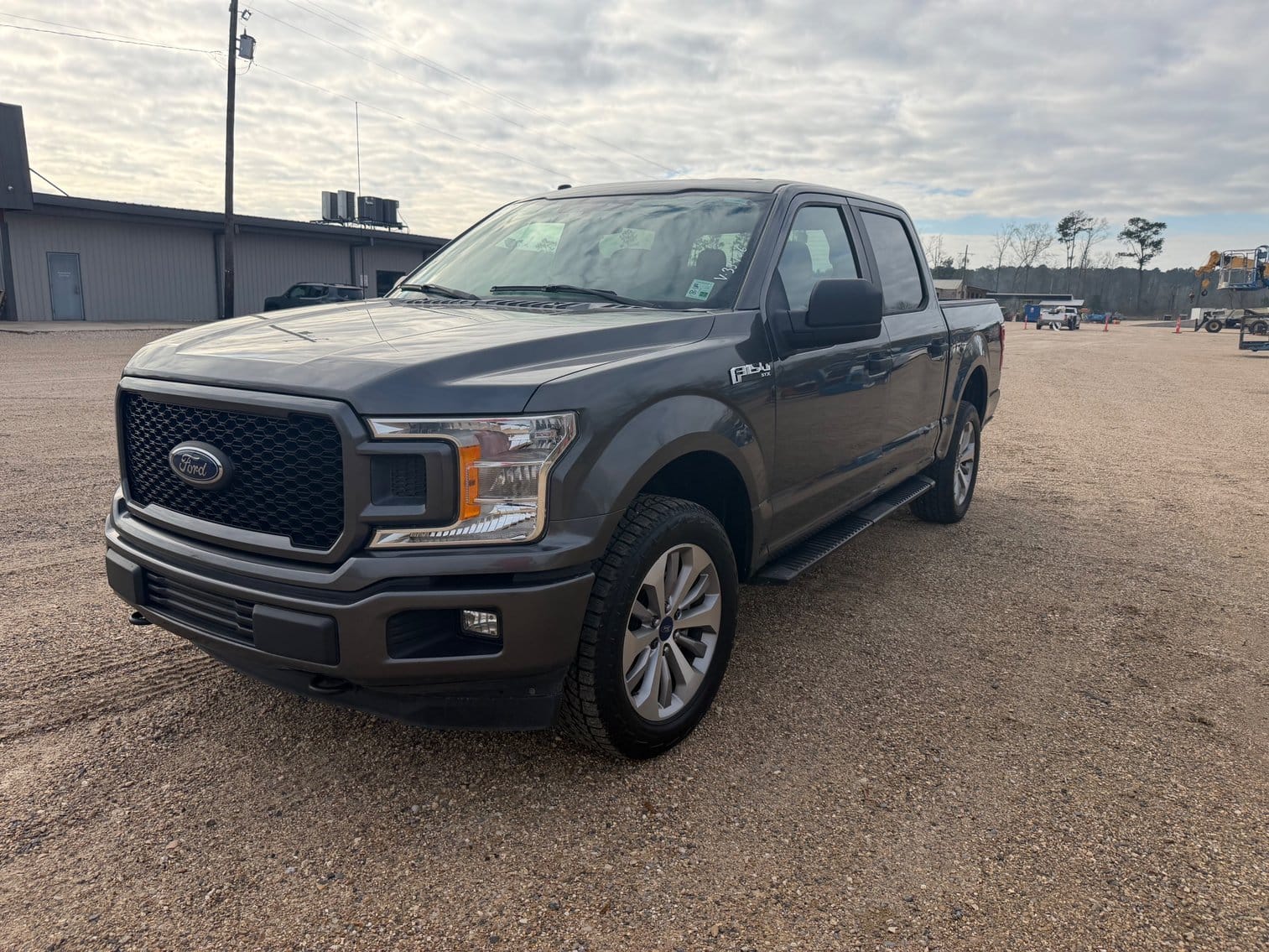 2018 Ford F-150 Equipment Image0