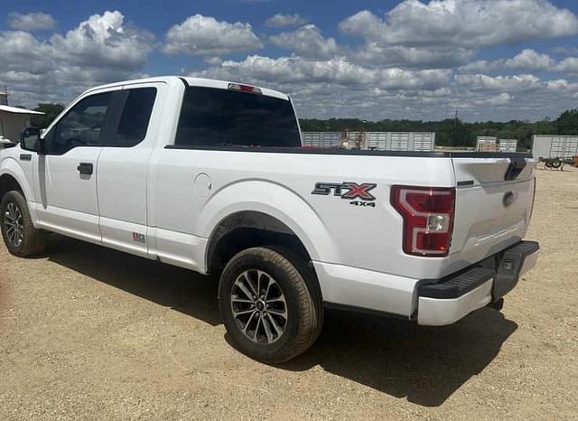 Image of Ford F-150 equipment image 4