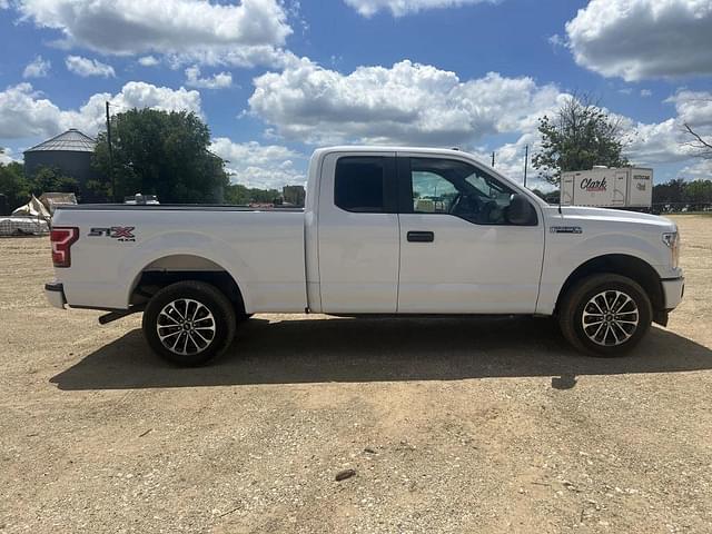 Image of Ford F-150 equipment image 1