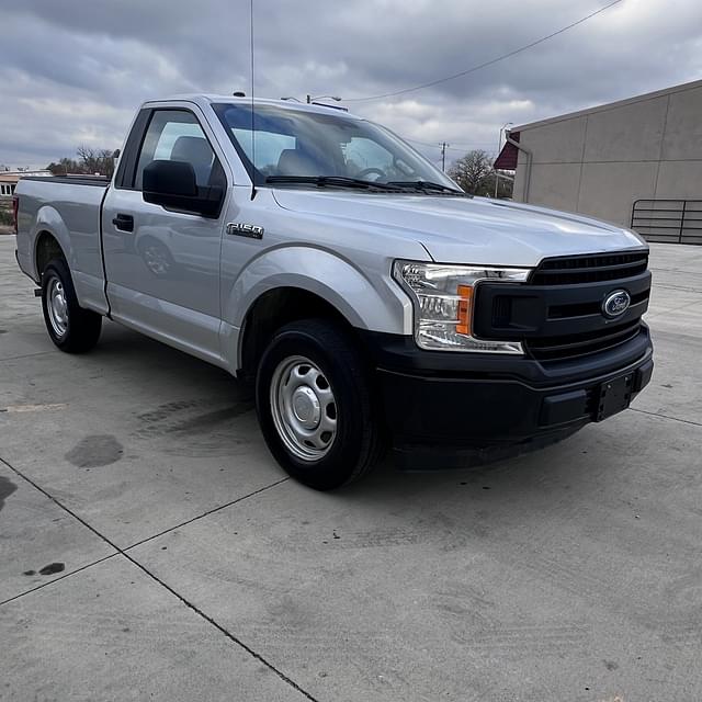 Image of Ford F-150 equipment image 1