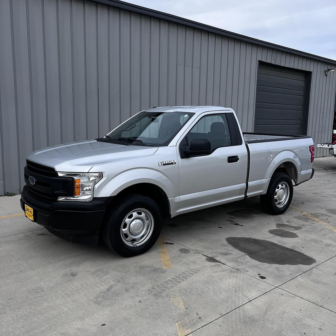 Image of Ford F-150 Primary image