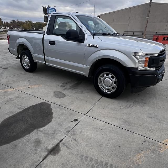 Image of Ford F-150 equipment image 2