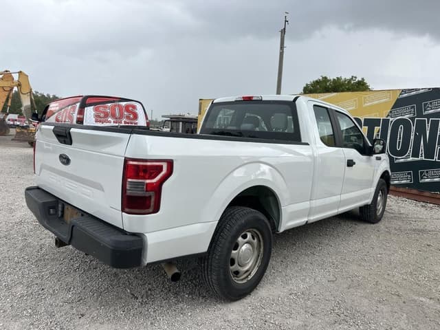 Image of Ford F-150 equipment image 2