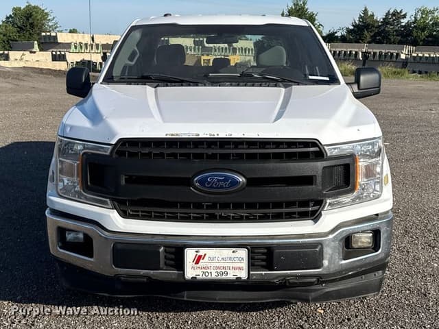 Image of Ford F-150 equipment image 1