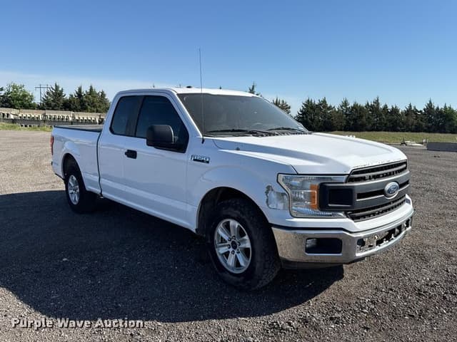 Image of Ford F-150 equipment image 2