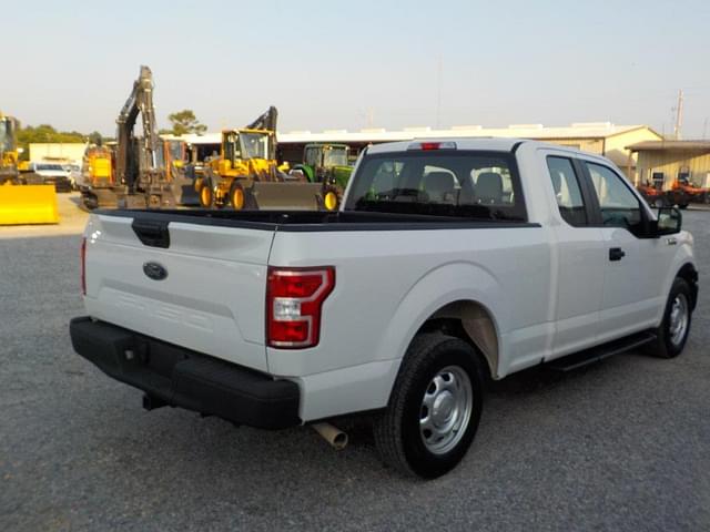 Image of Ford F-150 equipment image 2