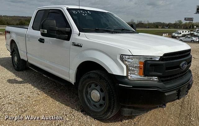 Image of Ford F-150 equipment image 2