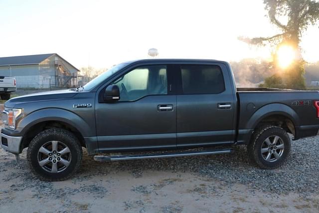 Image of Ford F-150 equipment image 4