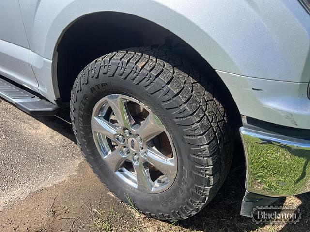 Image of Ford F-150 equipment image 4