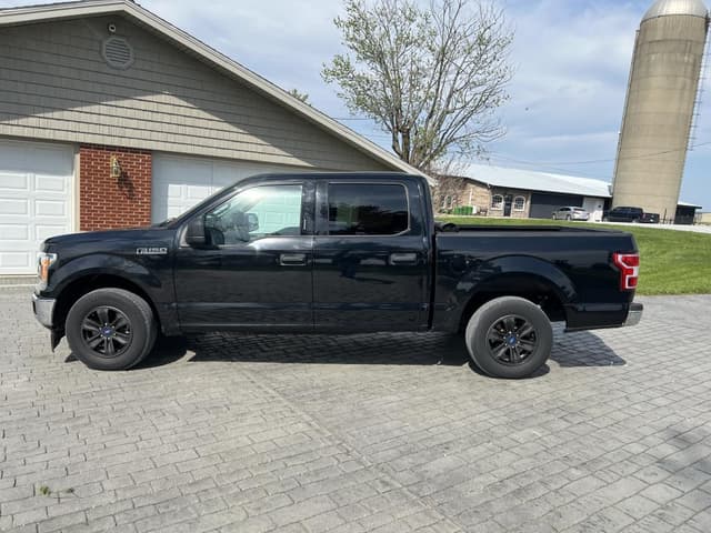 Image of Ford F-150 equipment image 2