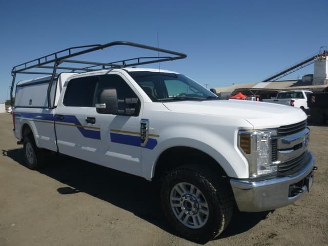 Image of Ford F-250 equipment image 1