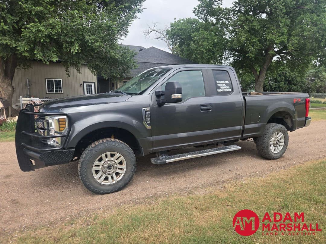 Image of Ford F-250 Primary image